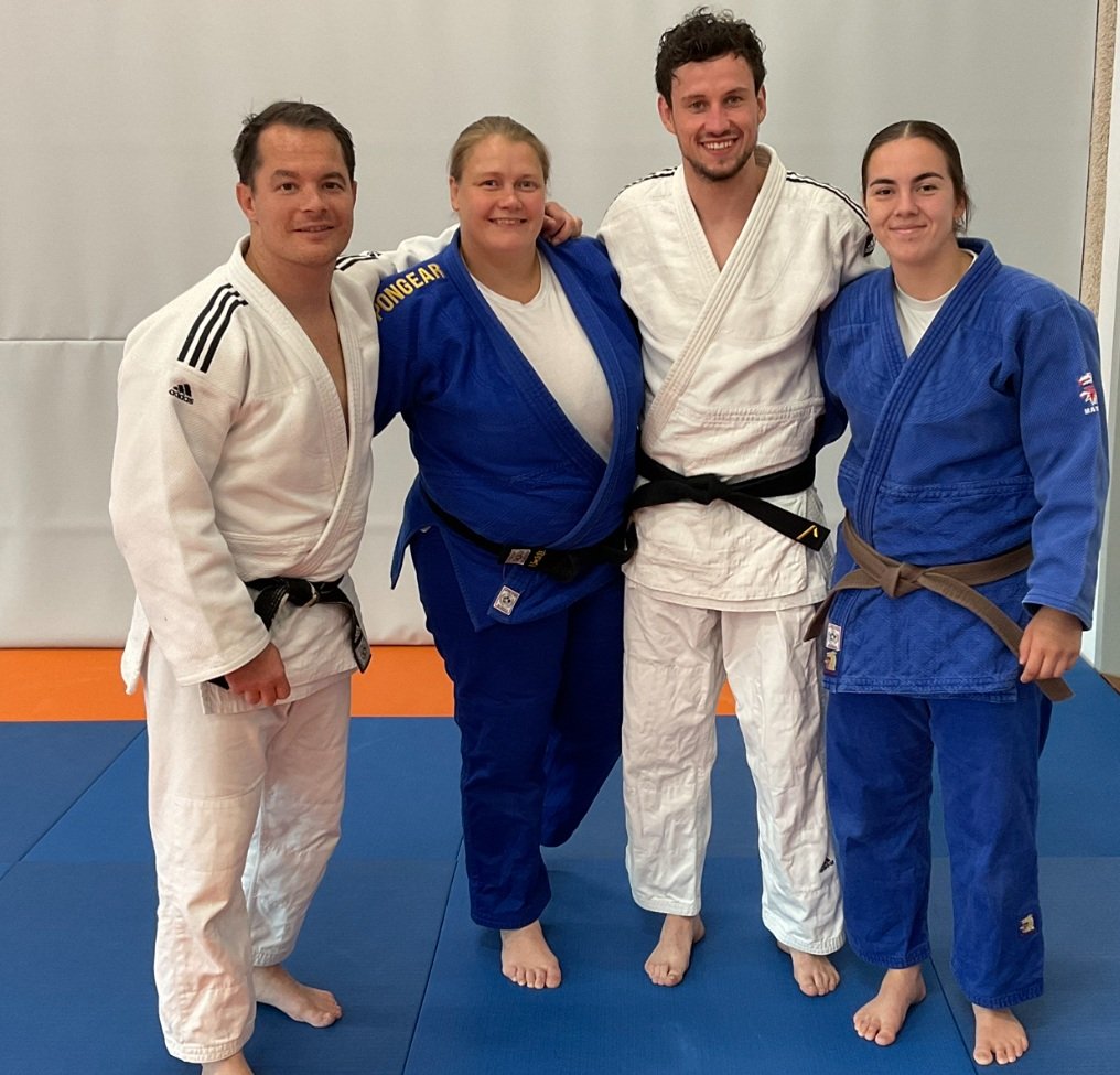 STJN trainers
