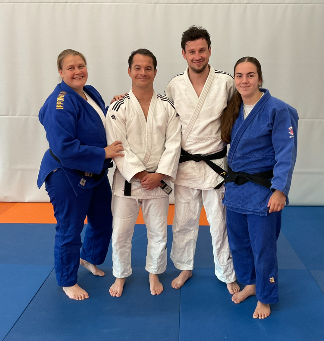 STJN trainers